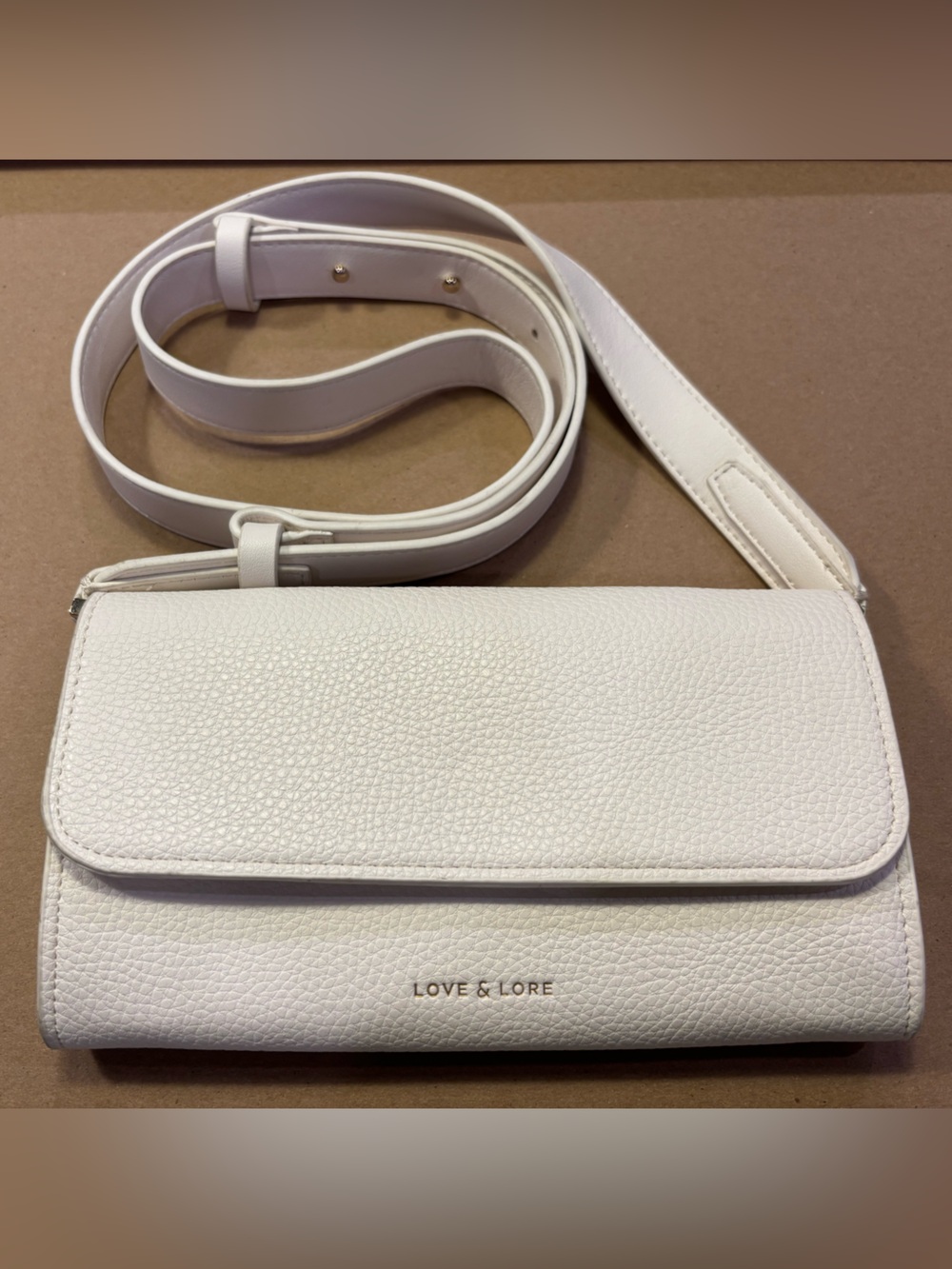 Love & Lore Ivory Crossbody Wallet Purse